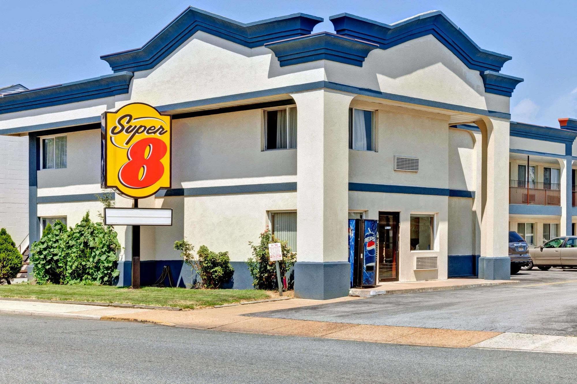 Super 8 By Wyndham Newark De Hotel Luaran gambar